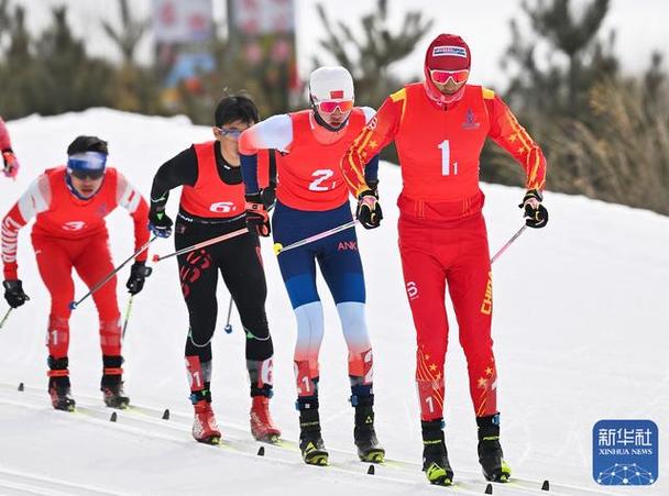聚焦十四冬|越野滑雪青年组男子个人短距离(传统技术)吉林选手古龙择仁摘银