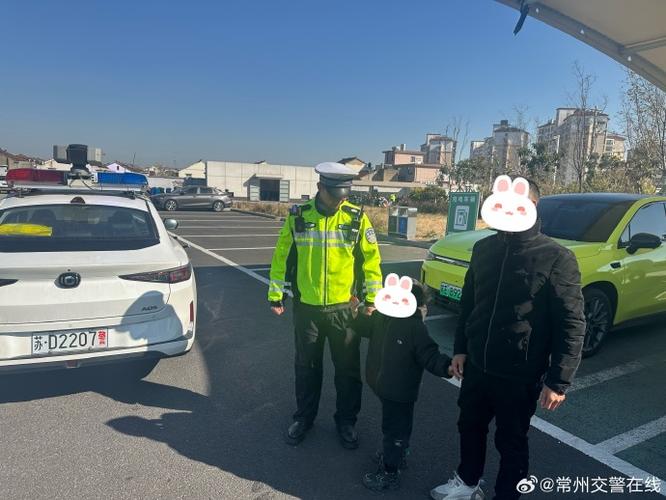 高速公安为4岁受伤儿童开辟绿色通道
