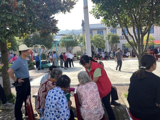 池州东至:安置点服务周到暖民心