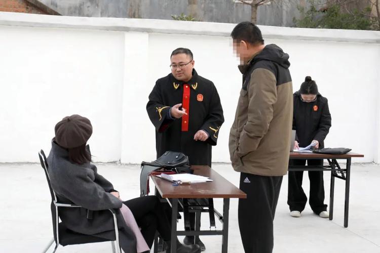 江苏灌南把“融合法庭”搬到群众家门口