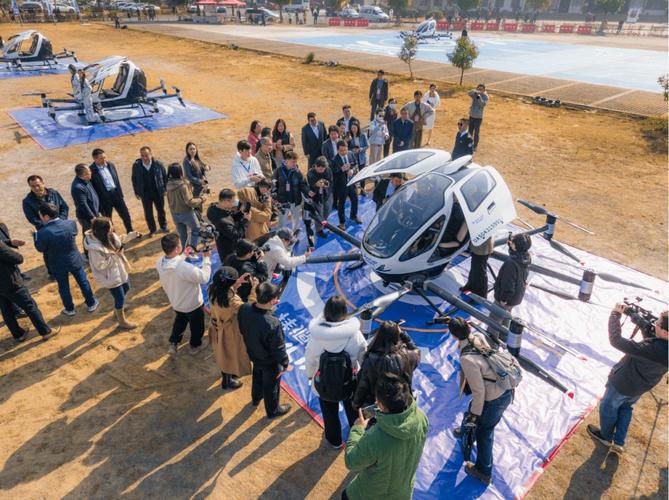 应用场景日益丰富 无人机引领低空经济“展翅高飞”