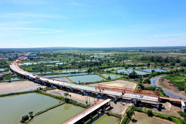 环岛旅游公路环新英湾支线建设进度过半 大部分路段预计年底贯通