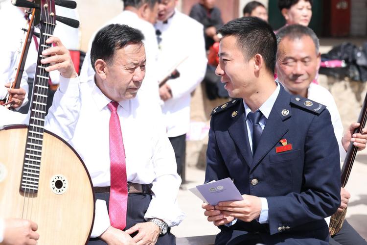 五指山市税务局:税惠春风绘前景 乡村振兴添动能