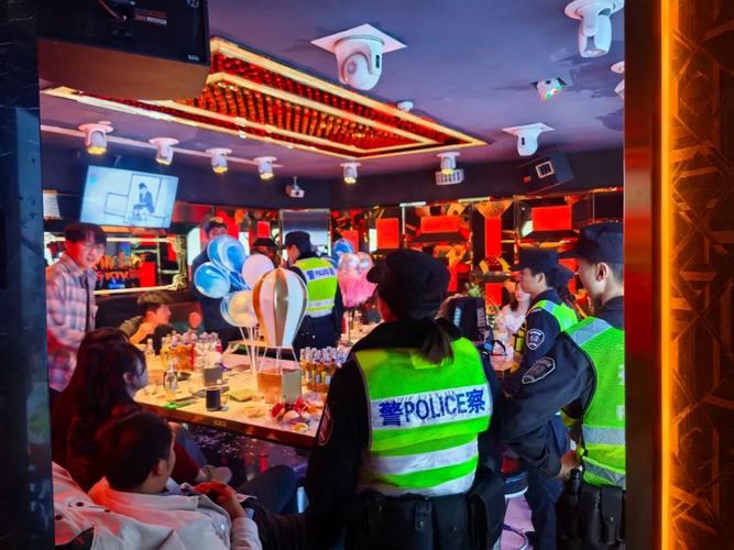 昆明西山公安出动警力510余人 清查整治行业场所535家