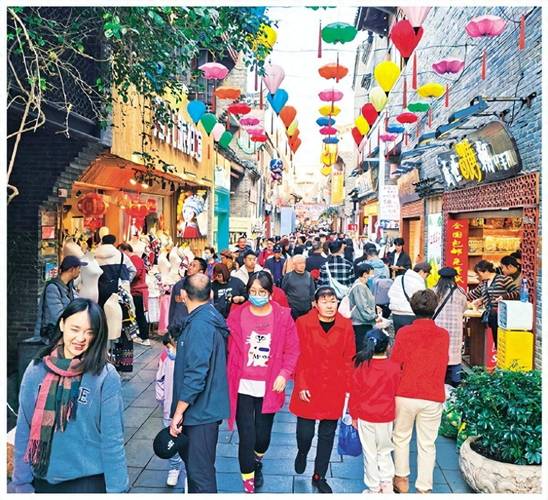 消费市场需求持续释放“热气腾腾” 照见活力满满的中国经济