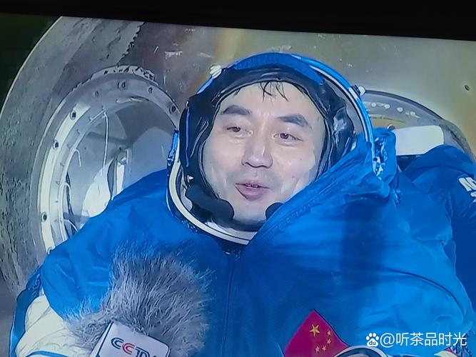 神十八乘组李广苏:航天员只有满分线没有及格线