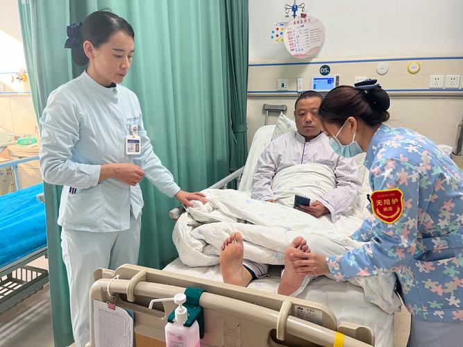 青海10家医疗机构试点“无陪护”病房